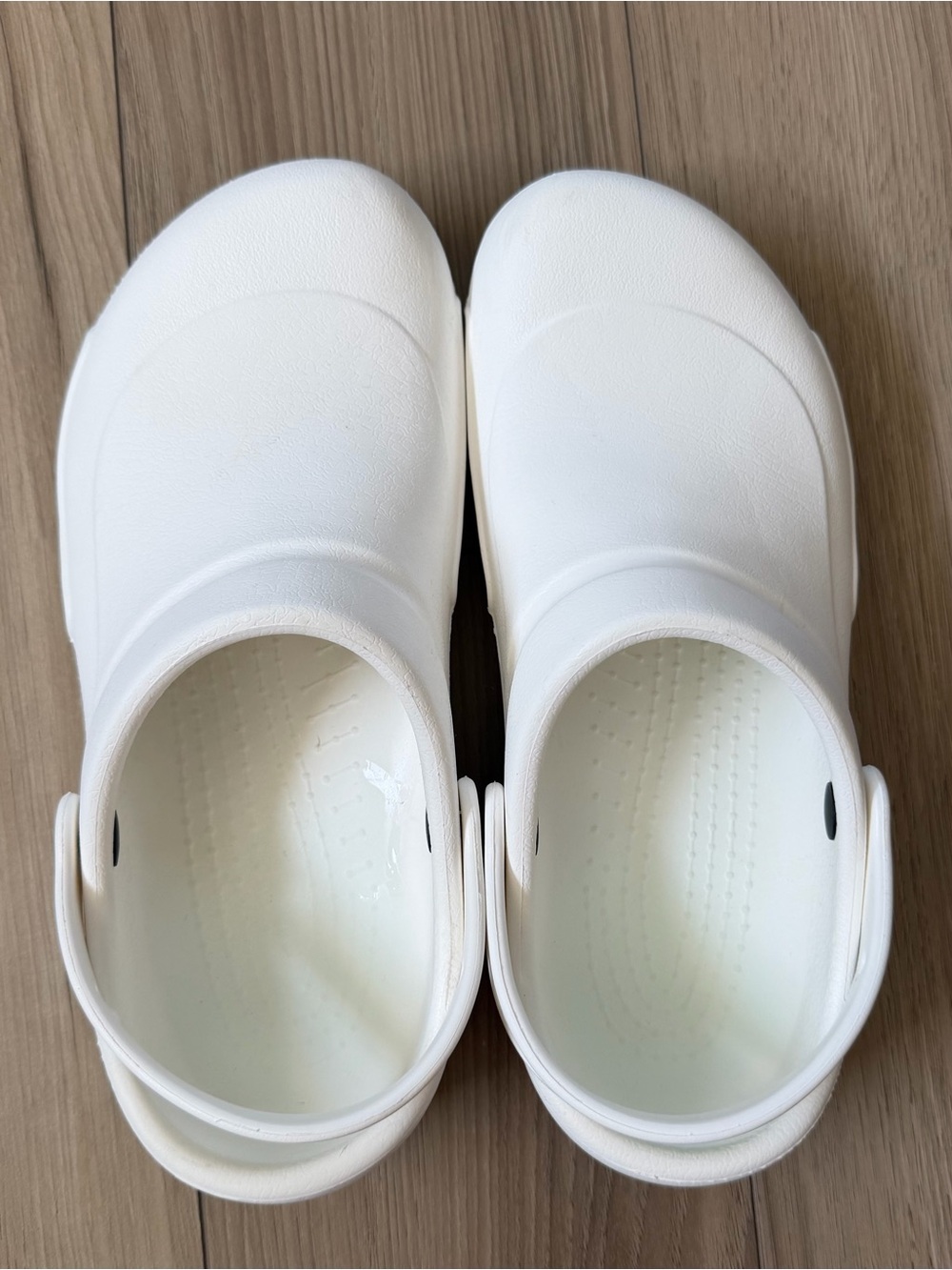 Crocs Bistro Non Skid Work Clogs Unisex Mens 8 Womens 10 White NEW